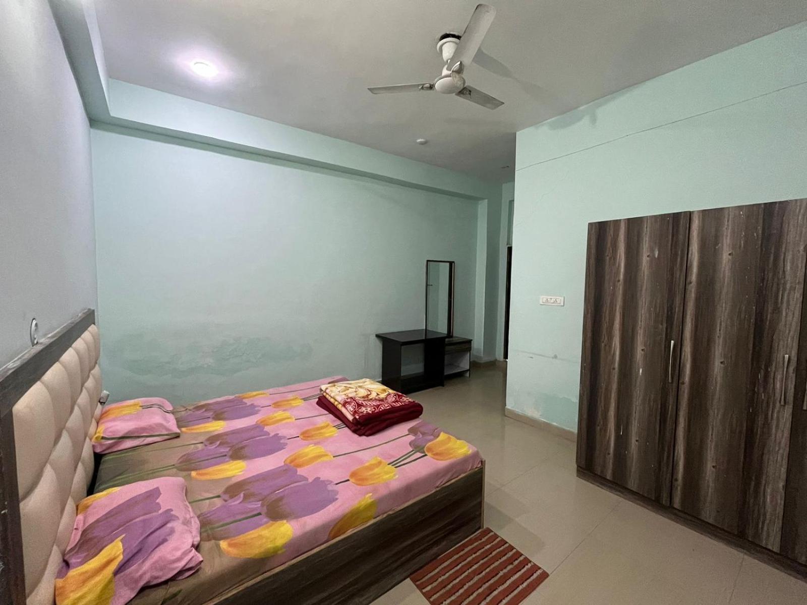Hotel Shri Ji Baba Ki Haveli à Govardhan Extérieur photo